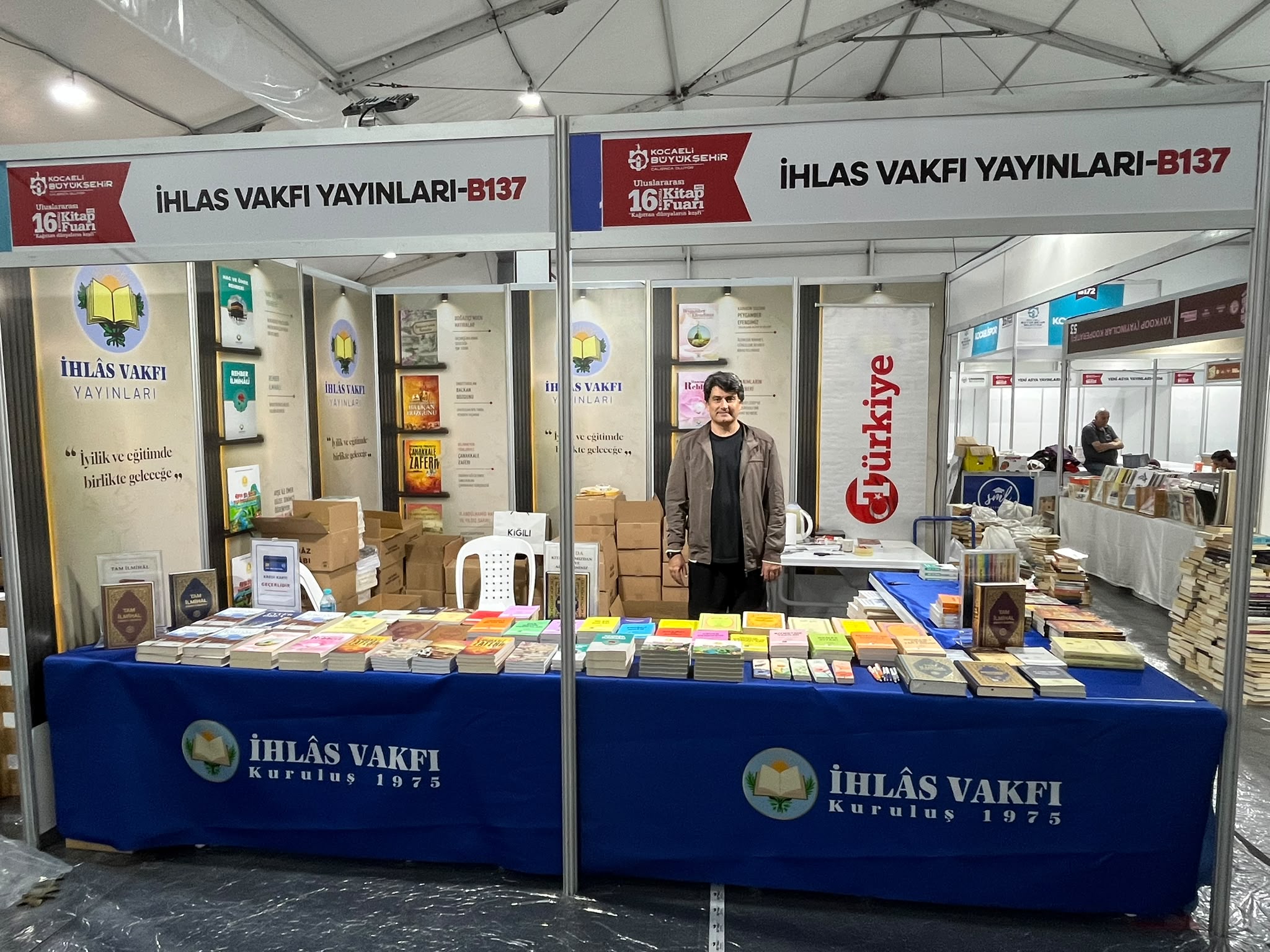 Kocaeli Kitap Fuarı'ndayız!
