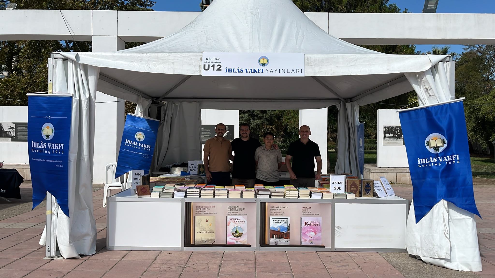 İzmir Kitap Fuarı'ndayız!